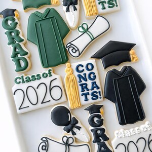 grad cap with grad plaque cookie cutter