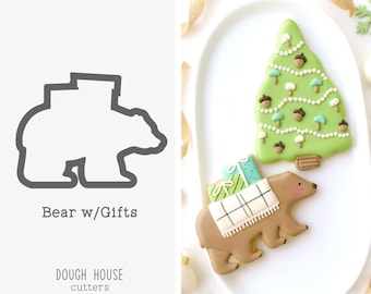 Bear w/Gifts Cookie Cutter