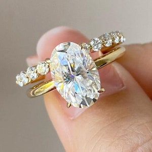 5.00 CT Oval Moissanite Engagement Ring: 18K Yellow Gold Halo Ring