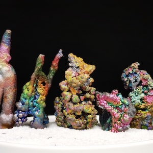 314) Rainbow Color Iridescent Goethite  ( 5 pcs ) 40g