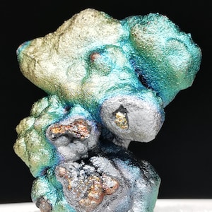 301) Iridescent Goethite /Turgite ( 38g )