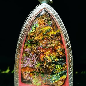 10) Rainbow Color Iridescent Goethite ,100% natural ,Mineral Specimens , Hematite ( PENDANT ) 60g