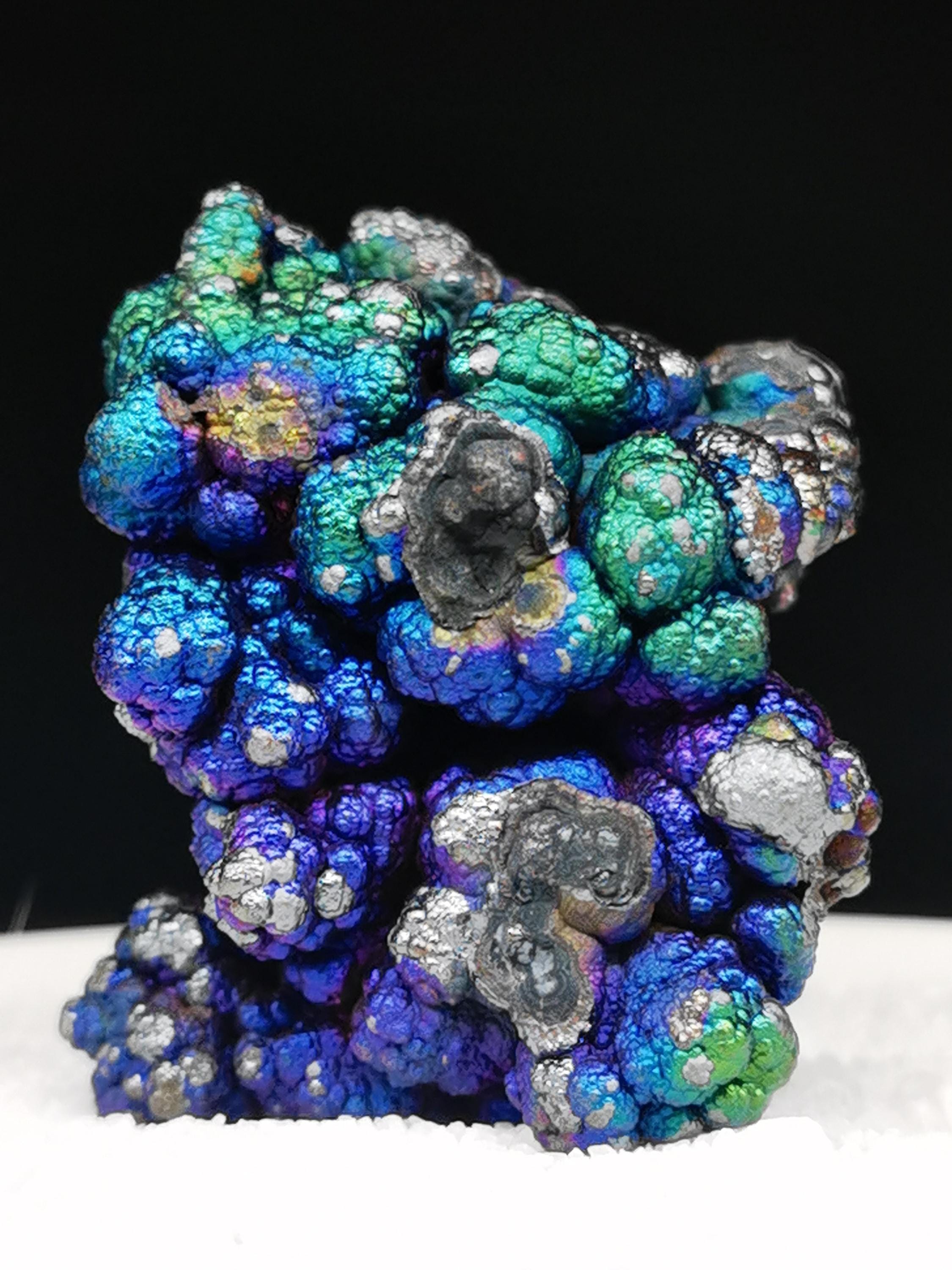 243) Blue-Green Color Iridescent Goethite ( 41g )