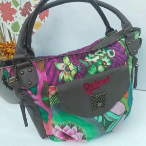 Borsa Desigual, con ricamo floreale rosa colorato e finiture in pelle, borsa vintage da città in tela, borsa a tracolla, borsa boho in stile patchwork retrò