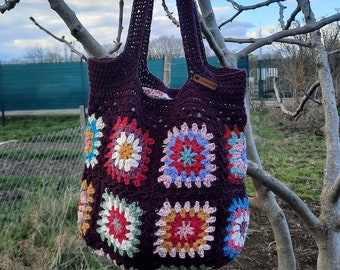 sac fait main , sac a épaule , sac fourre tout , sac crochet , sac motif grand mère