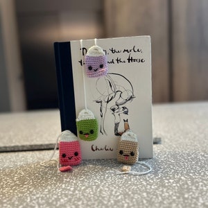 Handmade Crochet Teabag Bookmark with Cute Faces