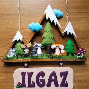 Cartello in feltro personalizzato con nome per bambini, appendino per porta in feltro personalizzato, decorazione da parete per cameretta dei bambini con animali in feltro, baby shower, compleanno, ornamento per porta per bambini