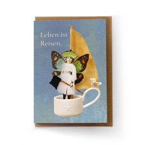 Grußkarte für Reisende, Klappkarte für Weltenbummler, Abschiedsgeschenk für Reisende, Grußkarte mit Spruch und Collage, Kunstkarte Weltreise