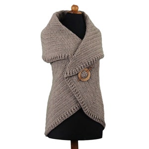 Womens crochet cardigan pattern, long flattering, size inclusive. Crochet round cardigan, crochet vest. Simplicity cardigan crochet pattern.