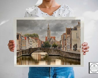 Foto van Stadsgezicht Brugge: bewolkte dag rivierlandschap
