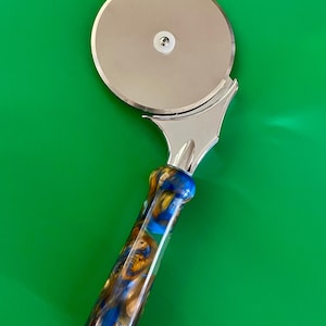 4&#39; Stainless Steel Pizza Cutter