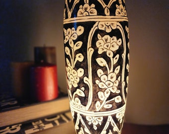 Lampa ze skóry wielbłąda