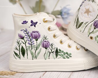 Custom Embroidered Converse High Tops/ Custom Converse Chuck Taylor 1970s Embroidered Daisy Flower/ Wedding sneakers/ Wedding Gift