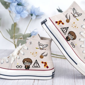 Personalize Harry Potter Embroidery Converse/Gryffindor Embroidery Chuck Taylor High Top/Embroidered Converse