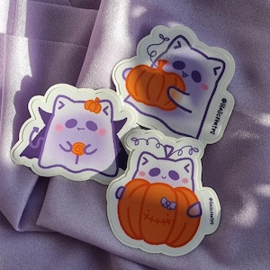 Set di adesivi di Halloween dei tre gatti fantasma | Simpatici gatti fantasma di Halloween | Pacchetto di adesivi in vinile Kawaii spettrale | Adesivi fustellati del trio di gatti fantasma