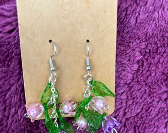 Jolies boucles d'oreilles fleurs pendantes