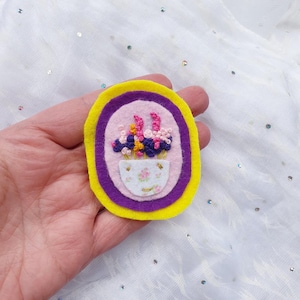 Handmade Felt Brooch with Embroidered Flowers – Textile Jewelry, Floral Felt Pin, Abstract Brooch, Gift for Her