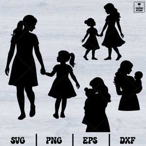 Könnte beinhalten: Schwarze Silhouette-Bilder von Müttern und Kindern in verschiedenen Posen. Die Bilder zeigen eine Mutter, die die Hand eines Kindes hält, eine Mutter und ein Kind, die sich an den Händen halten, und eine Mutter, die ein Baby hält. Der untere Teil des Bildes enthält den Text "SVG", "PNG", "EPS" und "DXF".