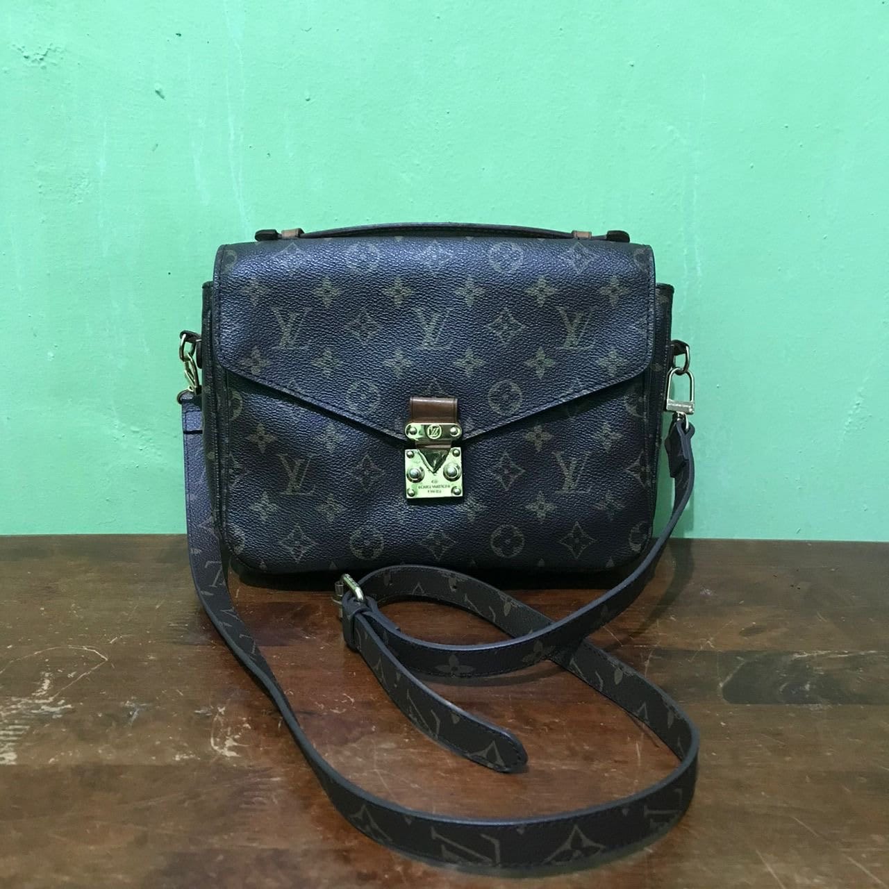 LV metis sling bag💞💞 - Multi Brand Bags And Accessories