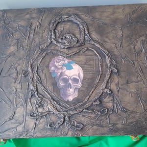 Gothic jewellery box