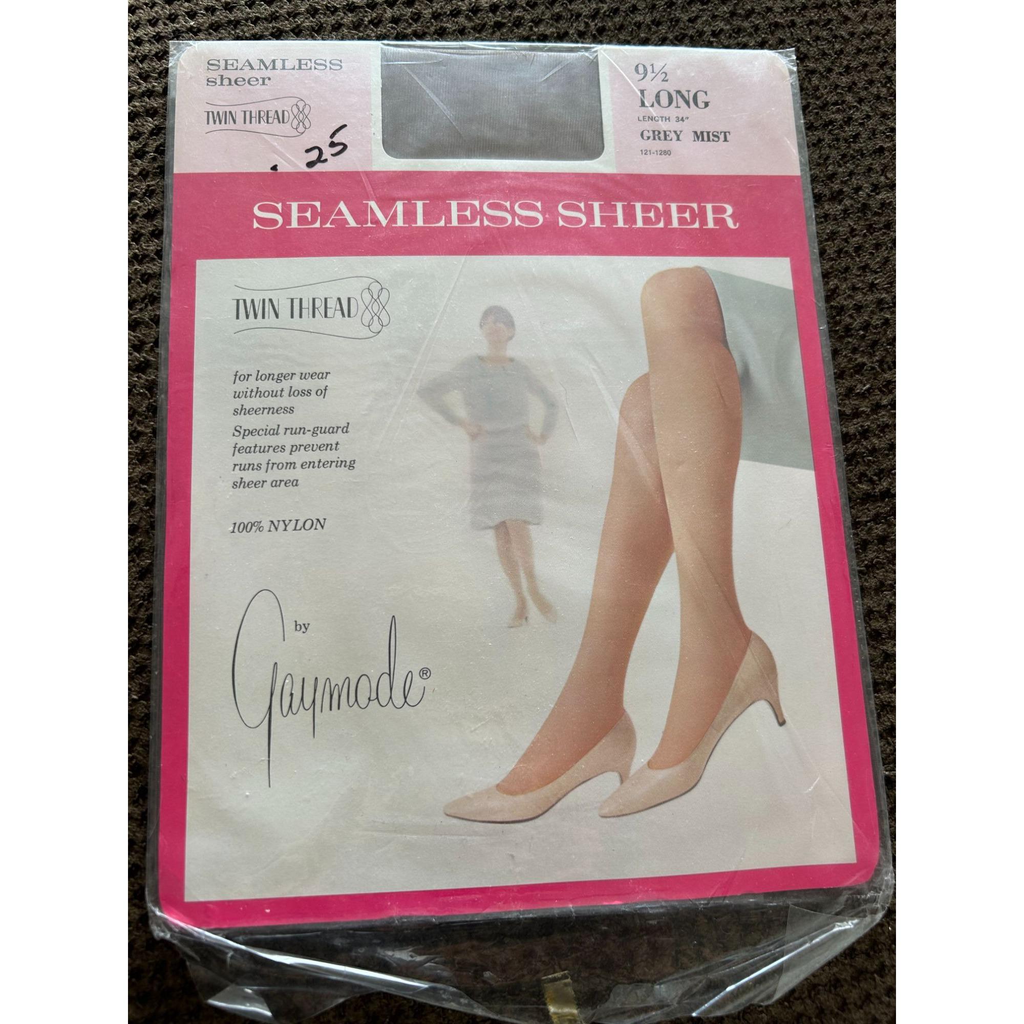 BAS NYLON STEMM ZIG 20 D 4 coloris 2 tailles. French vintage RHT stockings. EUR 10,99 - FR BAS NYLON STEMM ZIG 20 D 4 coloris 2 tailles. French vintage RHT stockings. EUR 10,99 - FR