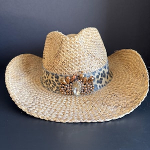 Leopard Print Straw Cowboy Hat With Rhinestone Embellishment & Adjustable Bow Detail For Women