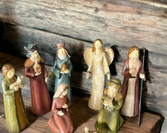 Tii Collection Resin Nativity Figurines #C9529 8 Piece Set