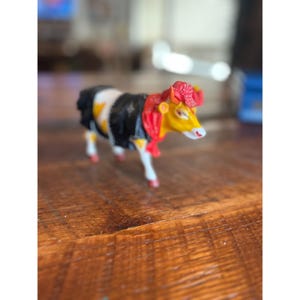 Cow Parade Figurine &quot;Cowbella&quot; Collectible Hand-Painted Resin Figure 4.5&quot; Tall