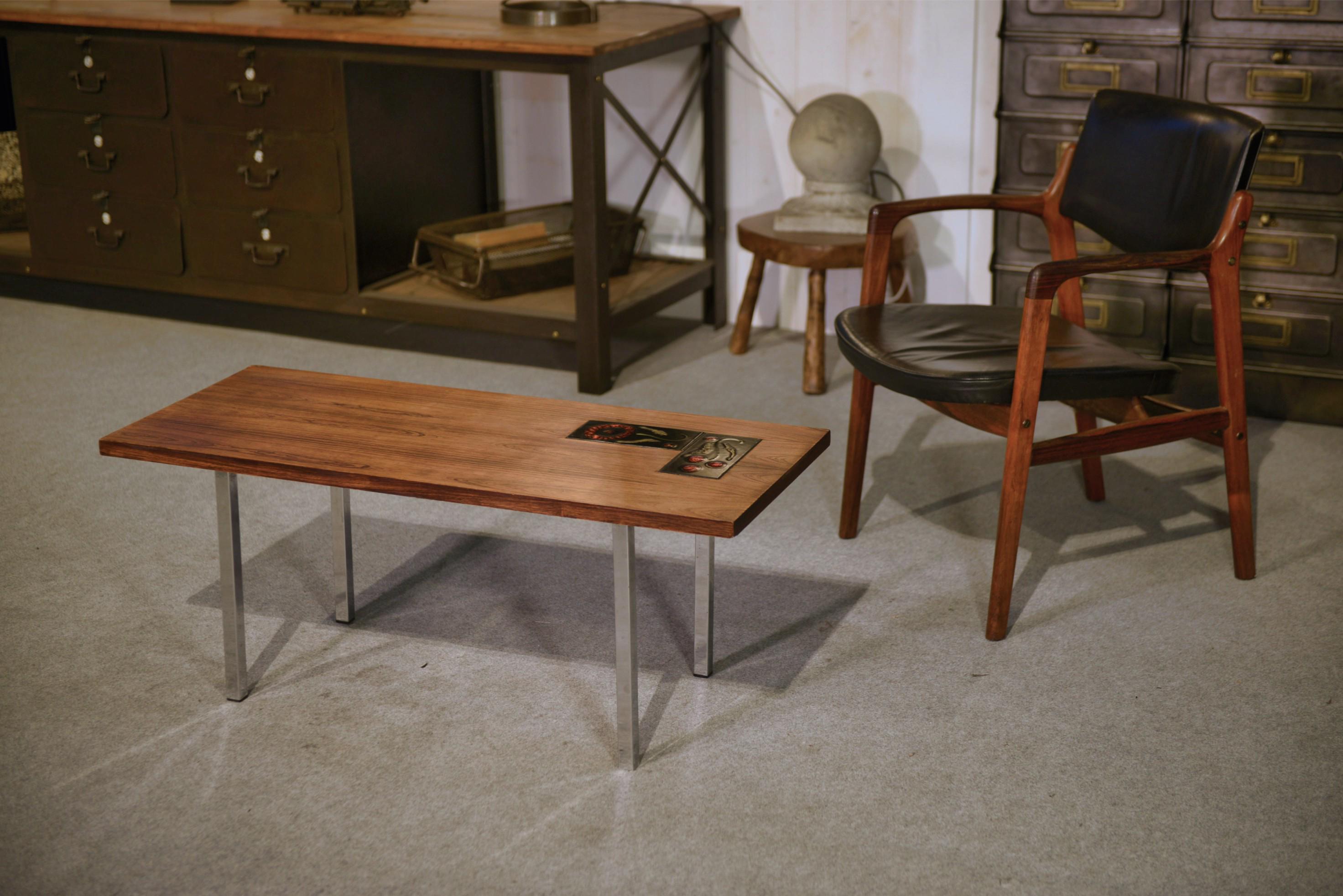 Table Basse en Céramique Multicolore – L'Atelier 55