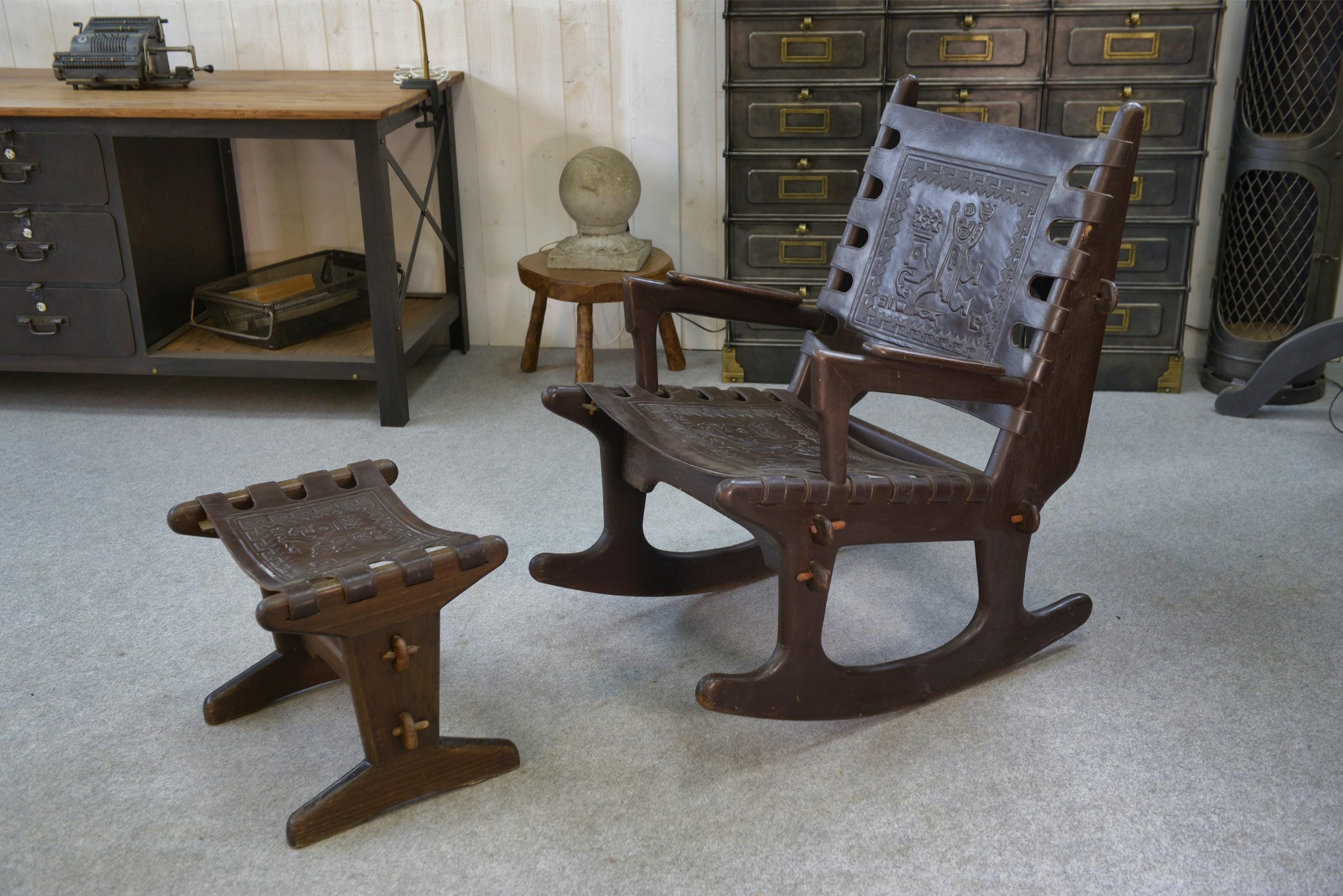 Fauteuil Avec Ottoman Par Angel Pazmino En Bois Et Cuir Marron 1960's