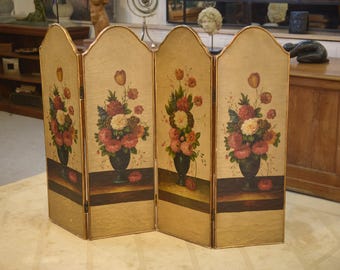 Paravent doré à la feuille peinture à l'huile à décor floral patine craquelée XIXème siècle