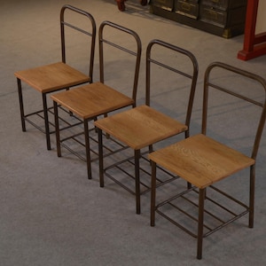 Ensemble de 4 chaises industrielles assise en chêne 1950&#39;s