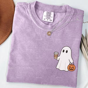 Comfort Colors® Сute Ghost Coffee Shirt, Сute Little Ghost Iced Coffee t-shirt, Boo Ghost Shirt, Halloween Coffee Lovers, Ghost Coffee Shirt