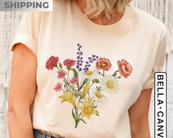 Custom Birth Month Flower Family Bouquet Shirt, Personalized Mothers Day Gift for Mom, Grandma Gift, Floral Grandma TShirt, Grandmother Tee