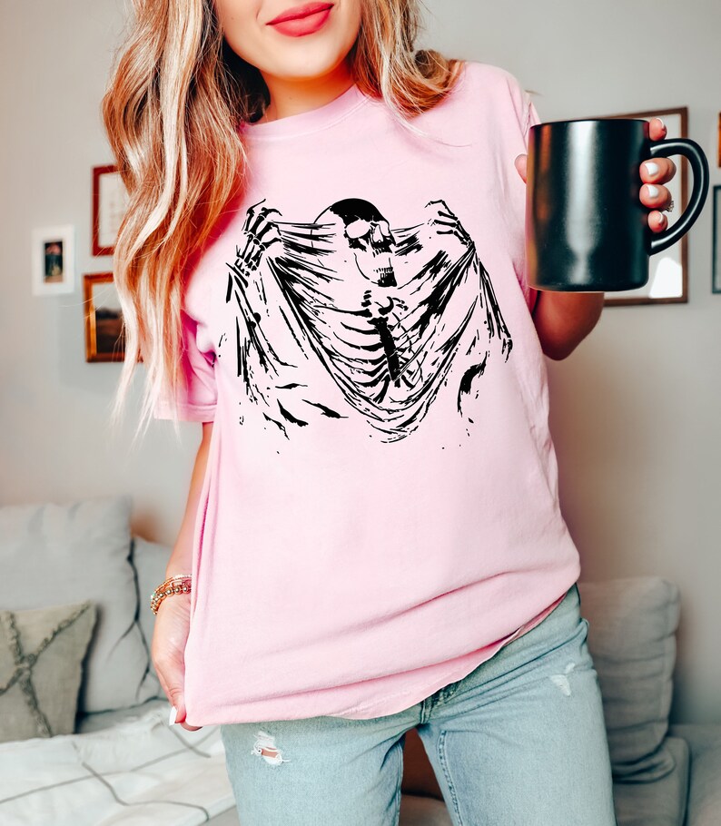 Skeleton Ripping Rib Cage Vintage 90s Graphic T-shirt, Rib Cage Shirt ...
