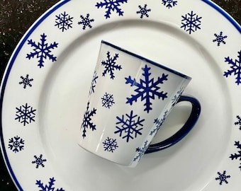 Meiwa Table Art Snowflake Dinnerware