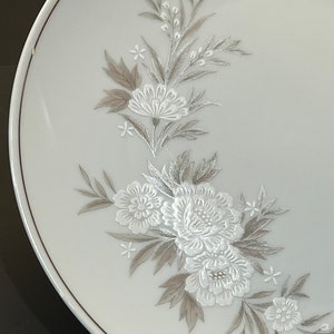 Noritake China Belda Dinnerware | Cream & Sugar | Serving Pieces | Dinner Plates