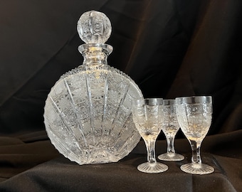 Queen Lace Crystal Decanter | Cordial Glasses