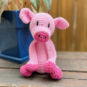 Animal de peluche de cerdo tejido a crochet hecho a mano: ¡cerdo amigurumi para regalos de cumpleaños y baby shower, y decoración de habitación de bebé!
