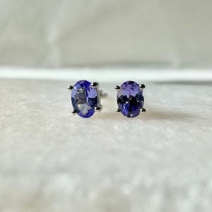 Genuine Tanzanite Oval Cut Stud Earrings / 14K Solid Gold
