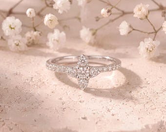 Bague fleur en diamant véritable / Or blanc massif 18 carats