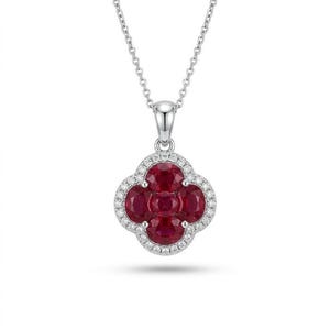 Prawdziwy wisiorek z koniczyną z rubinu i diamentów | 18-karatowe białe złoto
