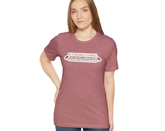 Camiseta unisex inspirada en Disney Vacation Club / Disney World / Titular de pase anual / Camisa de vacaciones / Camisa de pareja / Disney Girl / Monorraíl