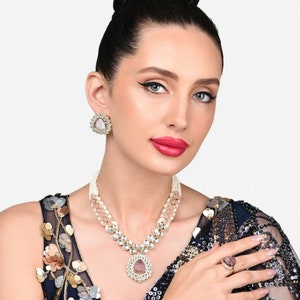 Buy Zaveri Pearls Online In India -  India