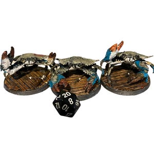 Three painted 32mm Giant Crabs