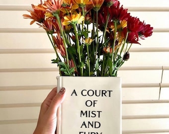 Custom Ceramic Book Vase: Personalized Book Lover Gift