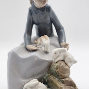 LLADRO NAO Young Lady With Rabbits Porcelain Figurine 1987 #1026