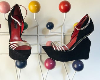 Vintage 90s early 2000s Y2K CHARLES JOURDAN PARIS Black Suede Wedge Heels - Size 7.5