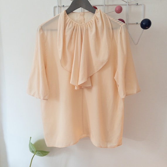 Vintage gorgeous peach silk ruffle blouse handmad… - image 1
