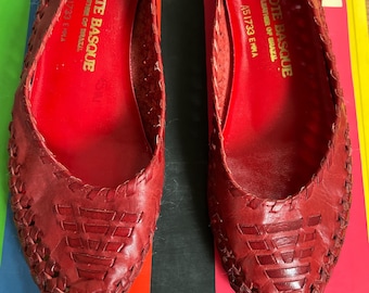Vintage Red Woven Leather Flats – Huarache Style Loafers, Made in Brazil